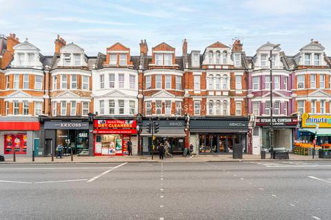 Grand Parade, Green Lanes , London