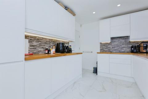 undefined, Ash Tree Road, Oadby, Leicester