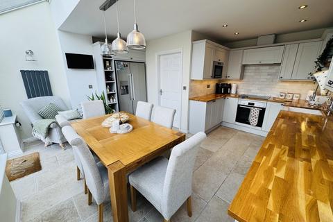 3 bedroom terraced house for sale, Chew Moor Lane, Lostock, Bolton, Greater Manchester, BL6