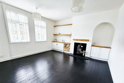 2 bedroom terraced house for sale, Manor Road, Brackley