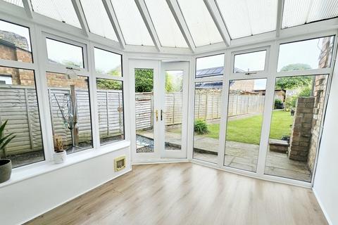 2 bedroom terraced house for sale, Manor Road, Brackley