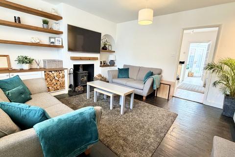 2 bedroom terraced house for sale, Manor Road, Brackley