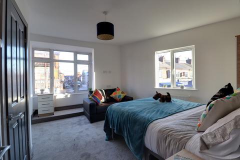 1 bedroom in a house share to rent, Bridge Road, Leicester