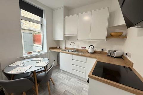2 bedroom terraced house for sale, Cambridge Street, Todmorden