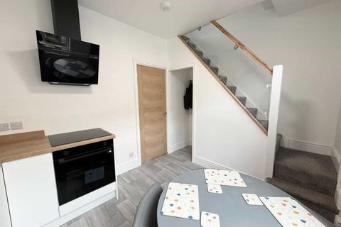 2 bedroom terraced house for sale, Cambridge Street, Todmorden