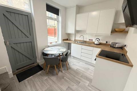 2 bedroom terraced house for sale, Cambridge Street, Todmorden