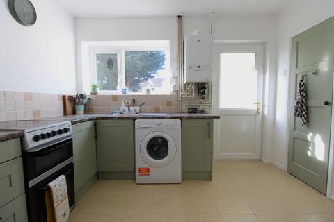 3 bedroom terraced house for sale, High Road, Beeston