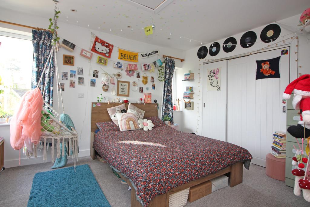 Bed2