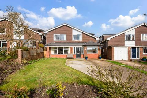4 bedroom detached house for sale, PIPERS MEAD, CLANFIELD