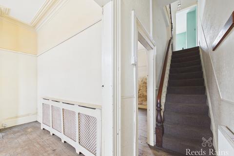 2 bedroom terraced house for sale, May Street, Hull