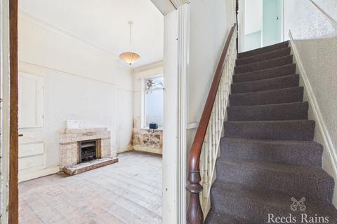 2 bedroom terraced house for sale, May Street, Hull