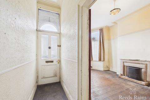 2 bedroom terraced house for sale, May Street, Hull