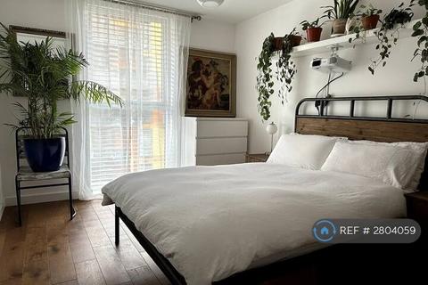 undefined, Wenlock St, London, N1