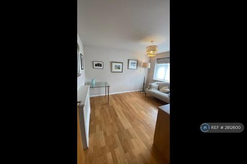1 bedroom flat to rent, Edgwarebury Lane, Edgware, HA8