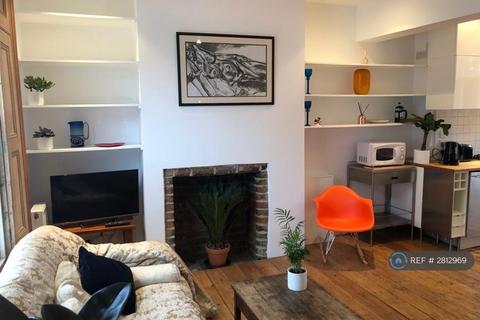 undefined, Quilter Street, London, E2