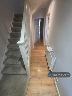 3 bedroom terraced house to rent, Castillon Road, London, SE6