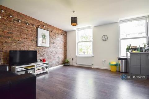 3 bedroom flat to rent, Reighton Road, London, E5