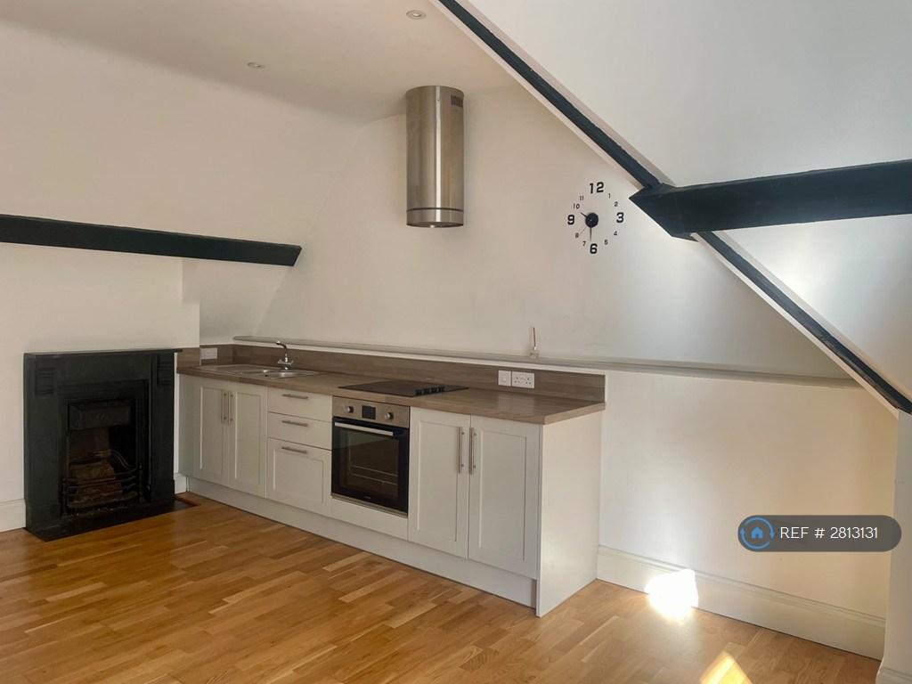 Kitchen/Living/Dining Area