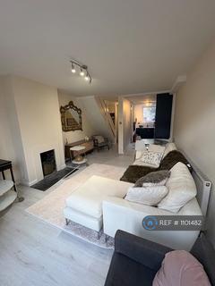 4 bedroom maisonette to rent, Stambourne House, London, SW8