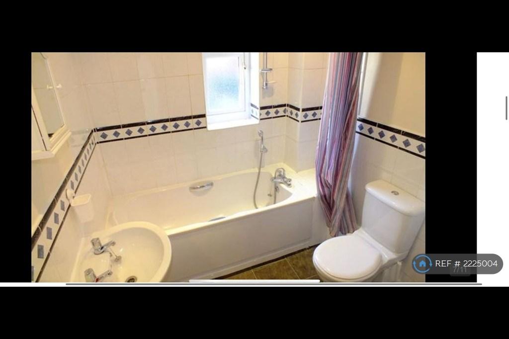 Bedroom2 Bathroom