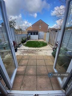 2 bedroom terraced house to rent, Beaulieu Close, New Milton, BH25