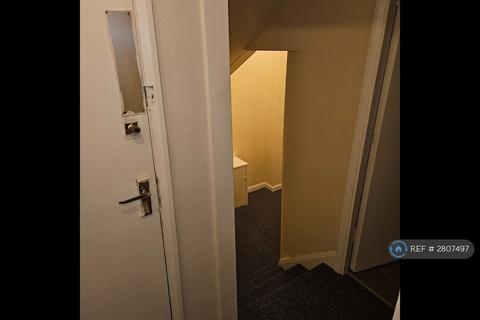 undefined, Newsham Drive, Liverpool, L6
