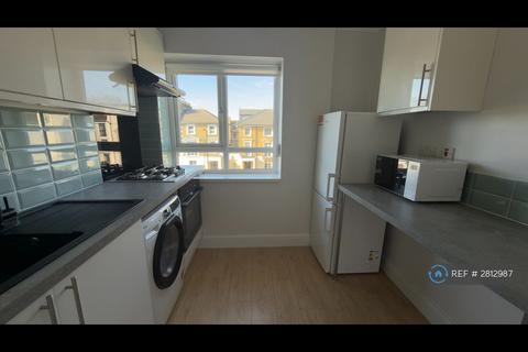 1 bedroom flat to rent, Camden Road, London, NW1