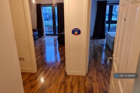 1 bedroom flat to rent, Bramley Crescent, Ilford, IG2