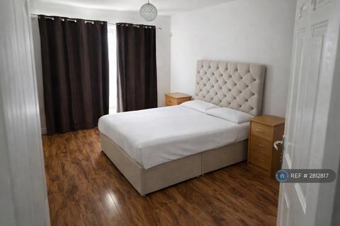 1 bedroom flat to rent, Bramley Crescent, Ilford, IG2