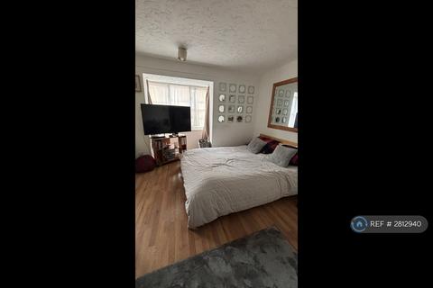 Studio to rent, Toulouse Court, London, SE16