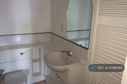 1 bedroom flat to rent, Settlers Court, London, E14