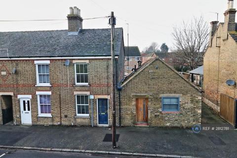 2 bedroom terraced house to rent, Great North Road, St Neots, PE19