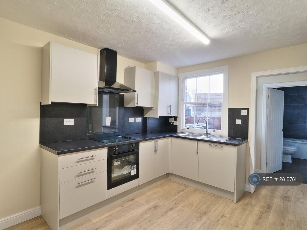 Kitchen 1
