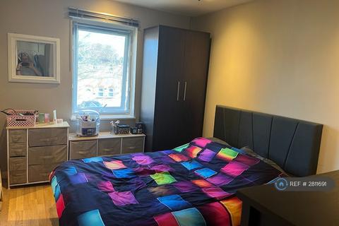 1 bedroom flat to rent, Roman Courts, Cambridge, CB4