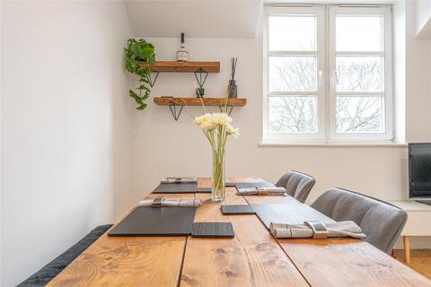 2 bedroom flat for sale, Hopetoun Crescent, Edinburgh EH7