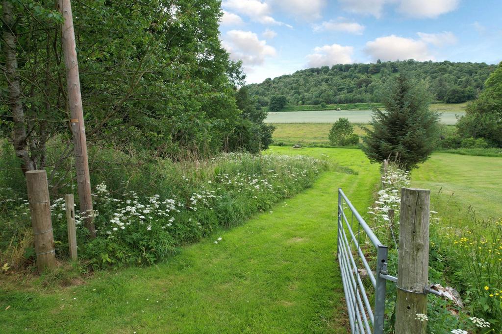 Land To Front