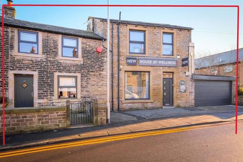 undefined, Towngate, Huddersfield HD4