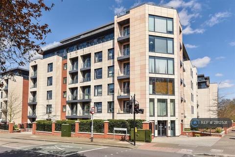 1 bedroom flat to rent, Putney Hill, London, SW15