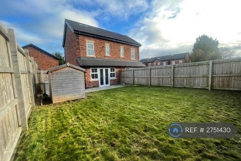 3 bedroom detached house to rent, Britannia Close, Crewe, CW1