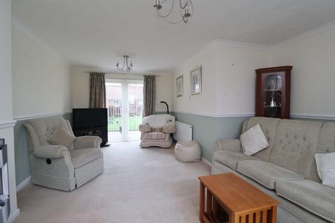 3 bedroom semi-detached house for sale, Elmsmere Drive, Worksop S81