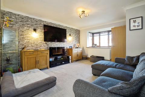 3 bedroom semi-detached house for sale, Challenger Drive, Sprotbrough, Doncaster