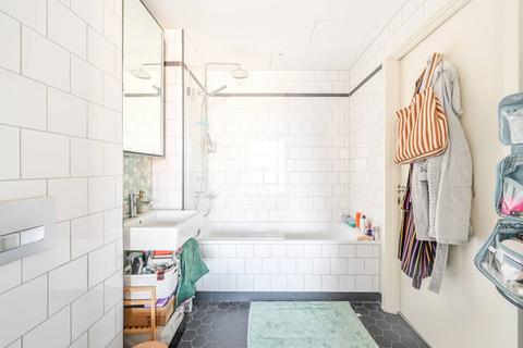1 bedroom flat to rent, Bridgewater House, London City Island, Canary Wharf, London, E14