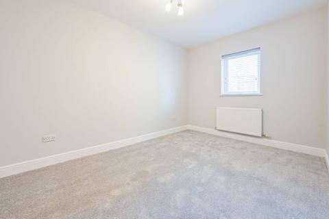 2 bedroom flat to rent, Commercial Road, Tower Hamlets, London, E1