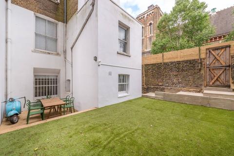 3 bedroom flat to rent, Ladbroke Grove, North Kensington, London, W10