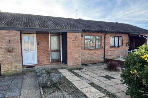 1 bedroom terraced bungalow to rent, Rowan Drive, BRANDON