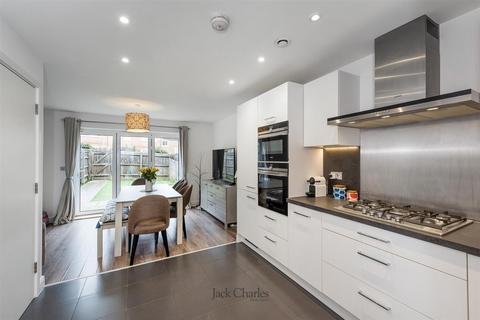 undefined, Woodland Road, Sevenoaks
