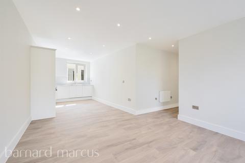 2 bedroom apartment for sale, High Street, Dorking