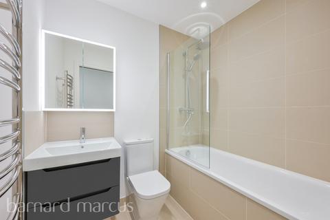 2 bedroom apartment for sale, High Street, Dorking