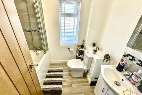 2 bedroom flat for sale, Dorset Road, Bexhill-on-Sea, TN40