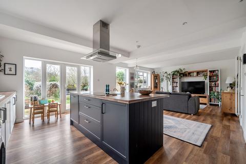3 bedroom detached bungalow for sale, Oak Tree Lane, Haslemere, GU27
